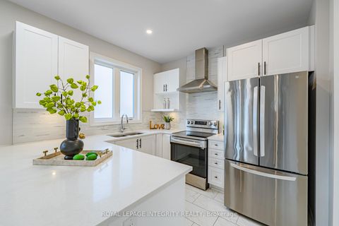 Photo 18 at 1857 HAIKU Street, Nepean (Half Moon Bay), Ottawa