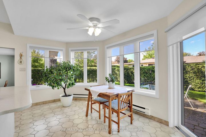 Photo 8 at 39 Biscayne Crescent, Nepean (Borden Farm/Stewart Farm/Carleton Heights/Parkwood Hills), Ottawa
