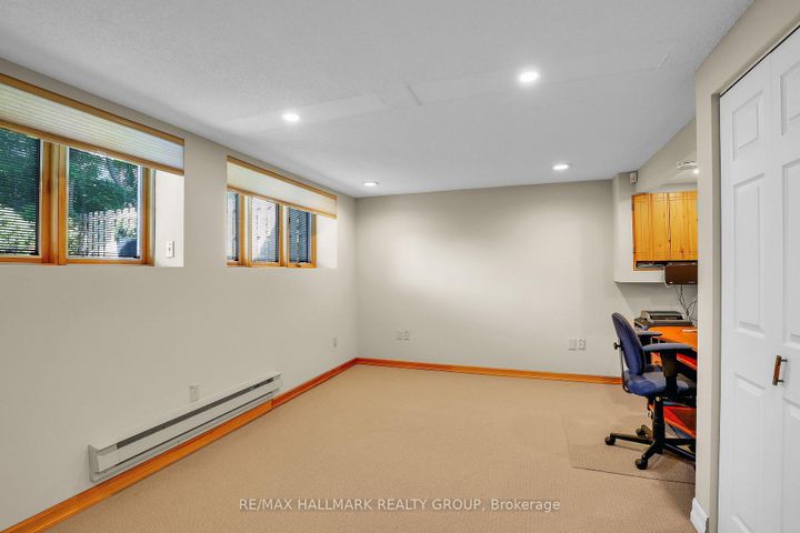 Photo 22 at 39 Biscayne Crescent, Nepean (Borden Farm/Stewart Farm/Carleton Heights/Parkwood Hills), Ottawa