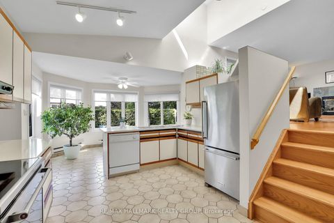 Photo 12 at 39 Biscayne Crescent, Nepean (Borden Farm/Stewart Farm/Carleton Heights/Parkwood Hills), Ottawa