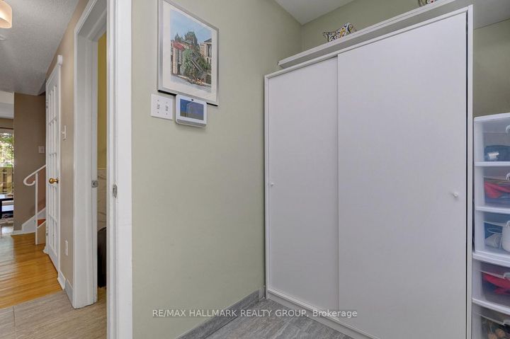 Photo 5 at 10 Greenbank Road, Nepean (Leslie Park), Ottawa