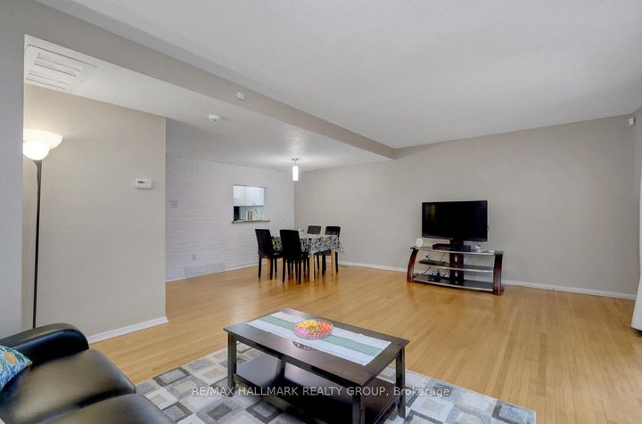 Photo 10 at 10 Greenbank Road, Nepean (Leslie Park), Ottawa