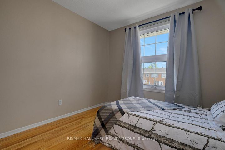 Photo 29 at 10 Greenbank Road, Nepean (Leslie Park), Ottawa