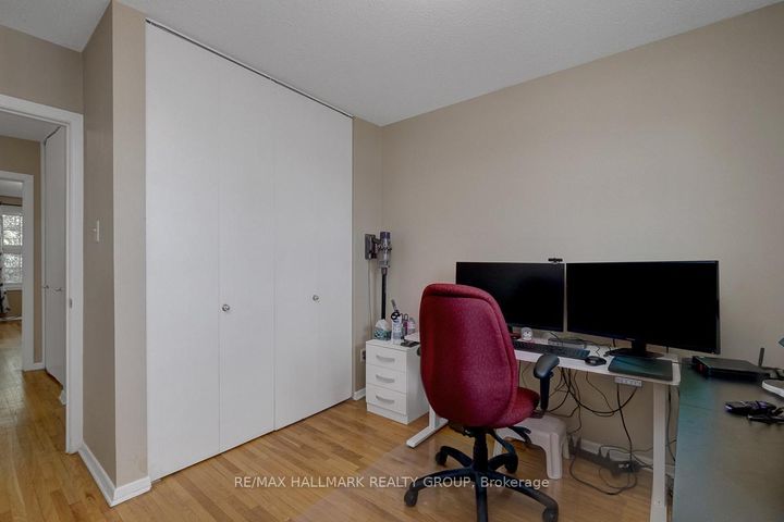 Photo 31 at 10 Greenbank Road, Nepean (Leslie Park), Ottawa