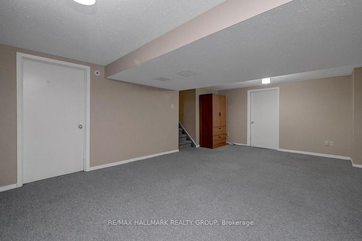 Photo 35 at 10 Greenbank Road, Nepean (Leslie Park), Ottawa