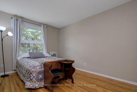 Photo 27 at 10 Greenbank Road, Nepean (Leslie Park), Ottawa