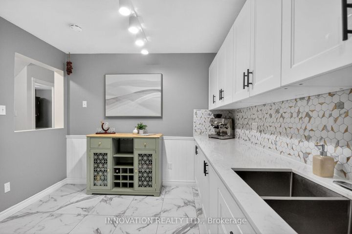 Photo 10 at 4 Bridgewater Terrace, Nepean (Cedargrove/Fraserdale), Ottawa