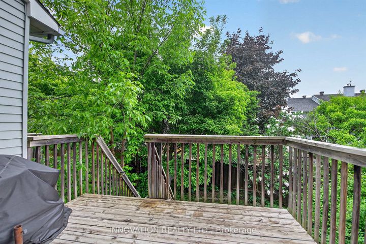 Photo 18 at 4 Bridgewater Terrace, Nepean (Cedargrove/Fraserdale), Ottawa