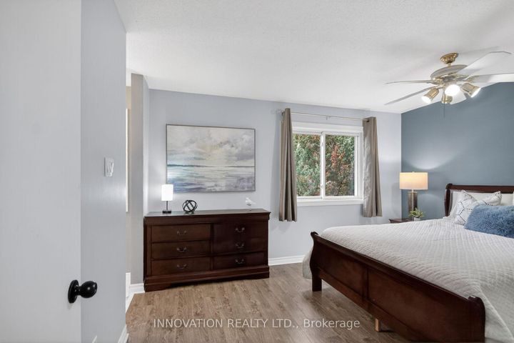 Photo 24 at 4 Bridgewater Terrace, Nepean (Cedargrove/Fraserdale), Ottawa