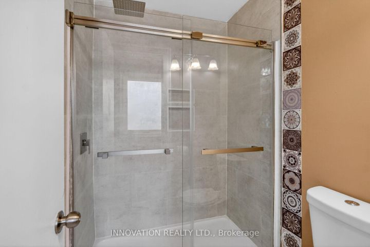 Photo 27 at 4 Bridgewater Terrace, Nepean (Cedargrove/Fraserdale), Ottawa
