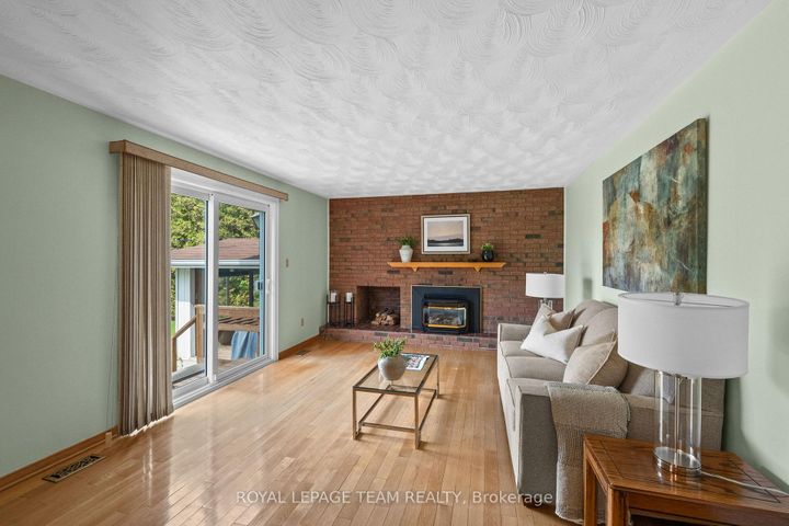Photo 16 at 44 Steeple Hill Crescent, Nepean (Fallowfield), Ottawa