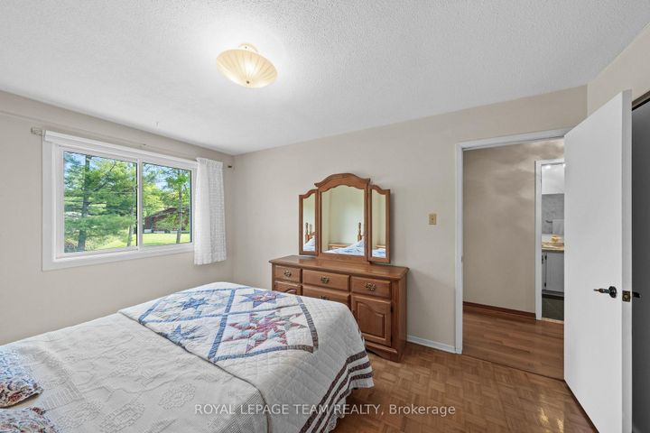 Photo 30 at 44 Steeple Hill Crescent, Nepean (Fallowfield), Ottawa