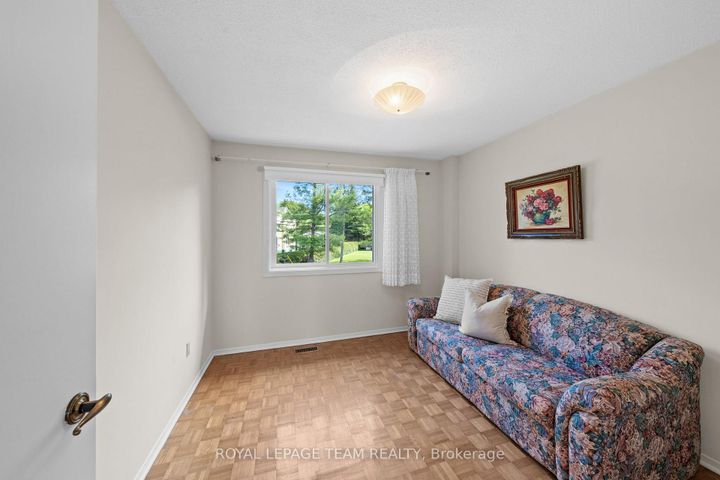 Photo 32 at 44 Steeple Hill Crescent, Nepean (Fallowfield), Ottawa