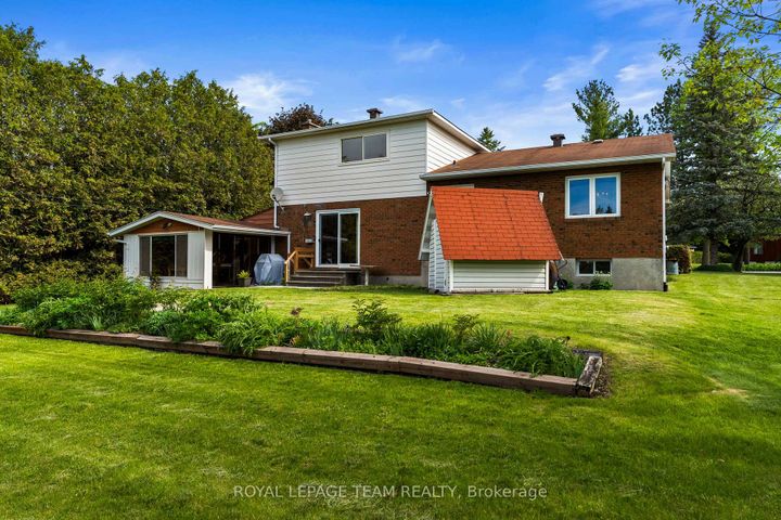Photo 38 at 44 Steeple Hill Crescent, Nepean (Fallowfield), Ottawa