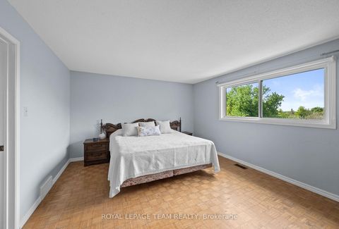 Photo 22 at 44 Steeple Hill Crescent, Nepean (Fallowfield), Ottawa