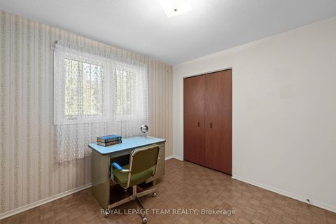 Photo 28 at 44 Steeple Hill Crescent, Nepean (Fallowfield), Ottawa