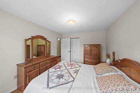 Photo 31 at 44 Steeple Hill Crescent, Nepean (Fallowfield), Ottawa