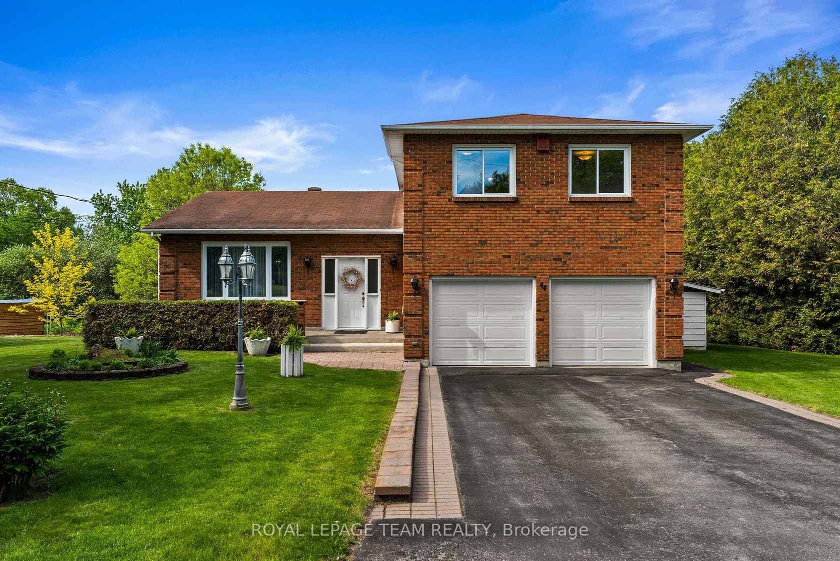 44 Steeple Hill Crescent, Nepean (Fallowfield), Ottawa 