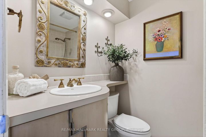Photo 26 at 47 - 83 Appleby Private, Nepean (Carleton Heights), Ottawa
