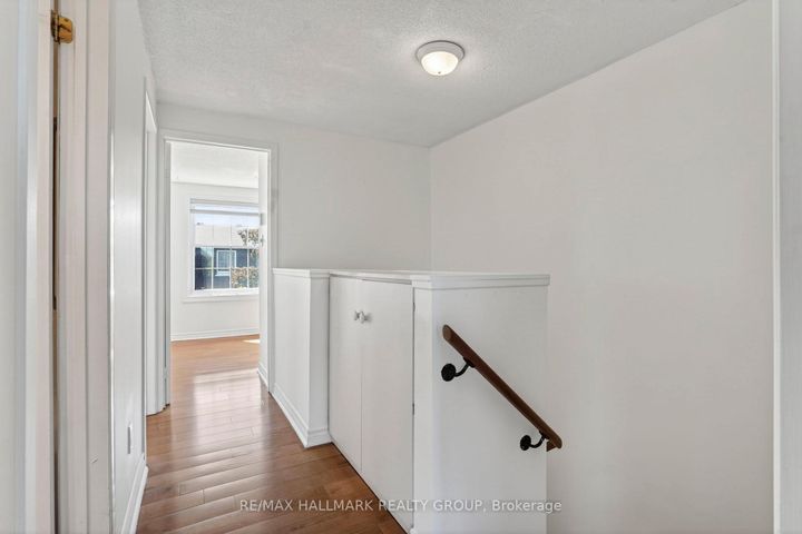 Photo 32 at 47 - 83 Appleby Private, Nepean (Carleton Heights), Ottawa
