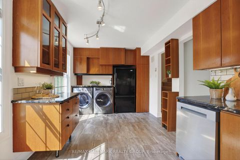 Photo 19 at 47 - 83 Appleby Private, Nepean (Carleton Heights), Ottawa