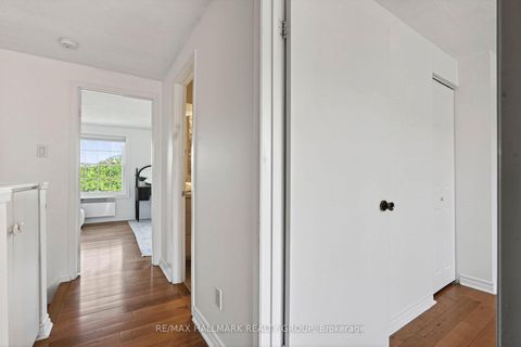 Photo 33 at 47 - 83 Appleby Private, Nepean (Carleton Heights), Ottawa