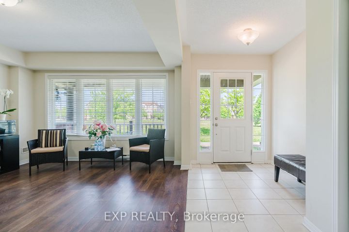 Photo 2 at 3721F Riverbreeze Street, Nepean (Half Moon Bay), Ottawa