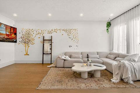 Photo 11 at 657 Clearbrook Drive N, Nepean (Strandherd), Ottawa