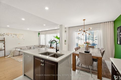 Photo 13 at 657 Clearbrook Drive N, Nepean (Strandherd), Ottawa