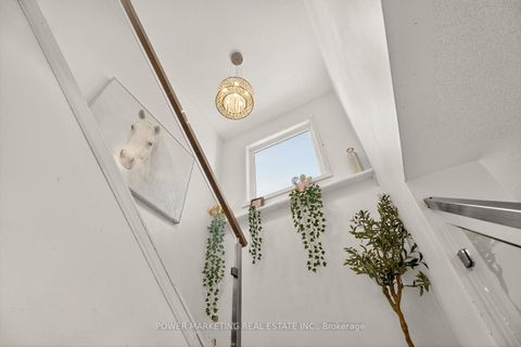 Photo 16 at 657 Clearbrook Drive N, Nepean (Strandherd), Ottawa