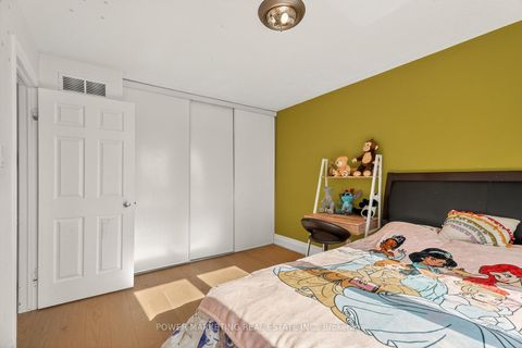 Photo 22 at 657 Clearbrook Drive N, Nepean (Strandherd), Ottawa