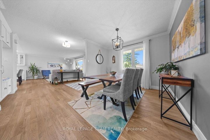Photo 14 at 2 Lavina Crescent, Nepean (Leslie Park), Ottawa