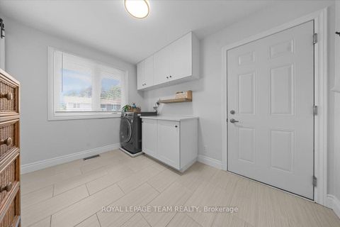 Photo 19 at 2 Lavina Crescent, Nepean (Leslie Park), Ottawa