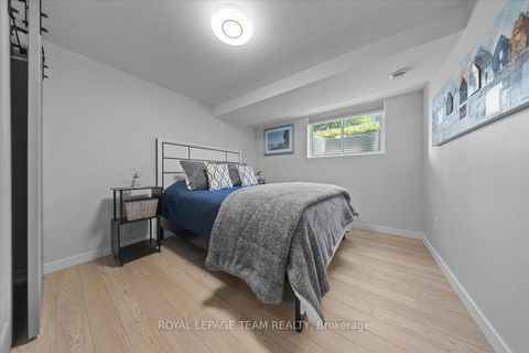 Photo 27 at 2 Lavina Crescent, Nepean (Leslie Park), Ottawa