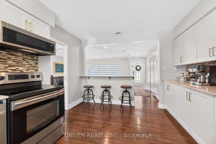 Photo 11 at 50 Aero Drive, Nepean (Lakeview Park), Ottawa