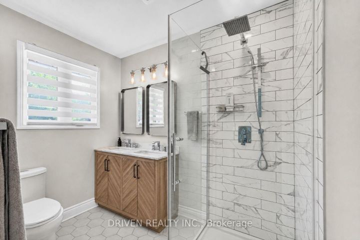Photo 14 at 50 Aero Drive, Nepean (Lakeview Park), Ottawa