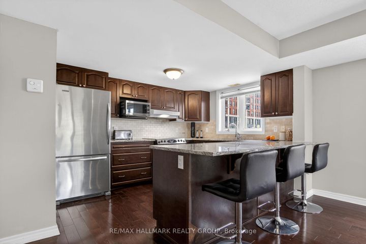 Photo 6 at B - 1145 Longfields Drive, Nepean (Strandherd), Ottawa