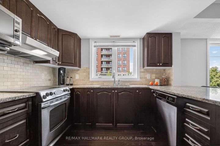 Photo 9 at B - 1145 Longfields Drive, Nepean (Strandherd), Ottawa