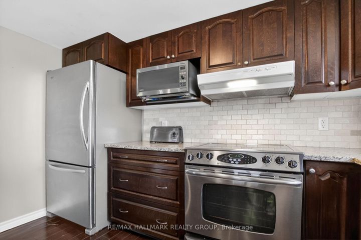Photo 11 at B - 1145 Longfields Drive, Nepean (Strandherd), Ottawa