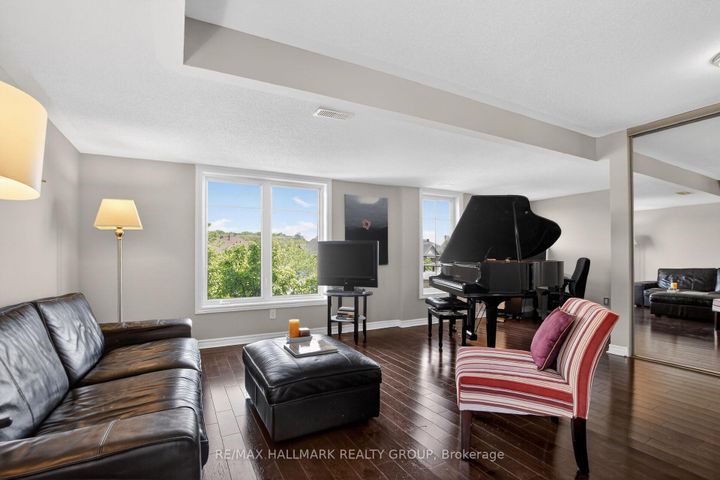 Photo 15 at B - 1145 Longfields Drive, Nepean (Strandherd), Ottawa