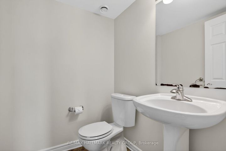 Photo 20 at B - 1145 Longfields Drive, Nepean (Strandherd), Ottawa