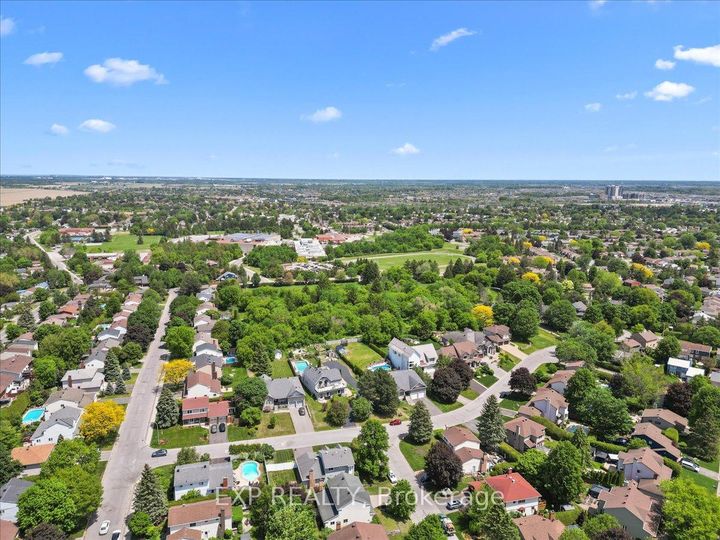 Photo 44 at 85 Teevens Drive, Nepean (Pheasant Run), Ottawa