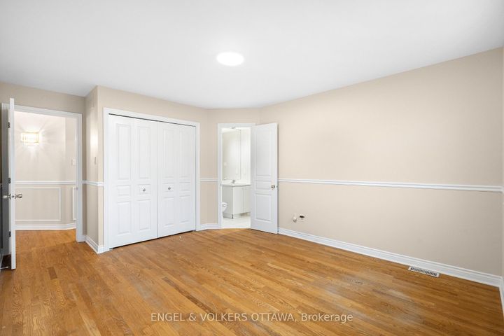 Photo 32 at 5 Cassone Court, Nepean (Pineglen), Ottawa