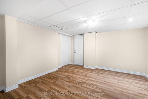 Photo 40 at 5 Cassone Court, Nepean (Pineglen), Ottawa