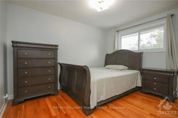 Photo 13 at 45 Hilliard Avenue, Nepean (City View/Skyline/Fisher Heights/Parkwood Hills), Ottawa