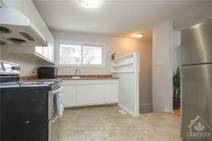 Photo 24 at 45 Hilliard Avenue, Nepean (City View/Skyline/Fisher Heights/Parkwood Hills), Ottawa