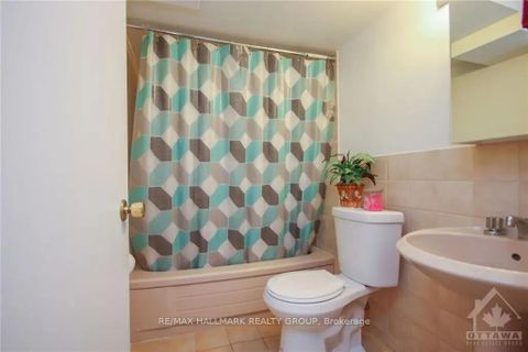 Photo 12 at 45 Hilliard Avenue, Nepean (City View/Skyline/Fisher Heights/Parkwood Hills), Ottawa