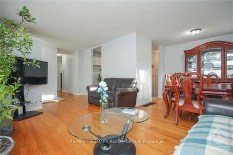 Photo 18 at 45 Hilliard Avenue, Nepean (City View/Skyline/Fisher Heights/Parkwood Hills), Ottawa