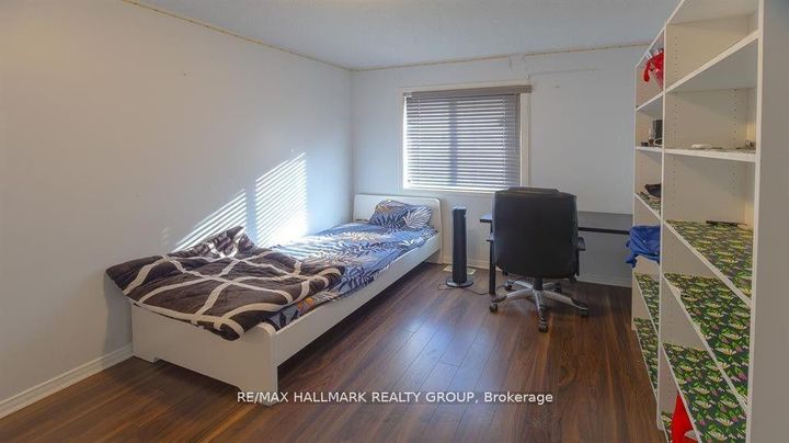 Photo 13 at 39 Chesapeake Crescent, Nepean (Cedargrove/Fraserdale), Ottawa