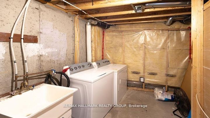 Photo 18 at 39 Chesapeake Crescent, Nepean (Cedargrove/Fraserdale), Ottawa